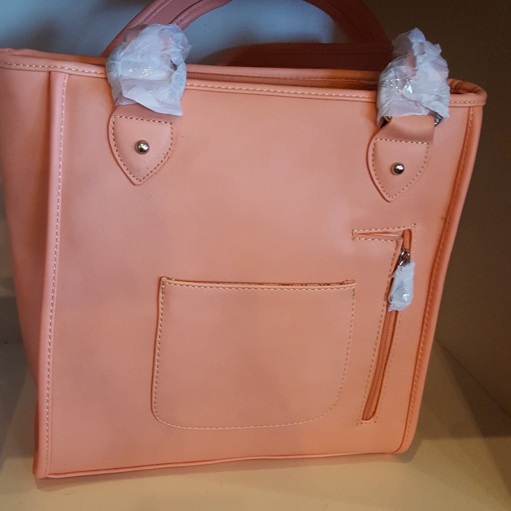 NEW Studded Conceal Carry Purse - Picture 4 of 7